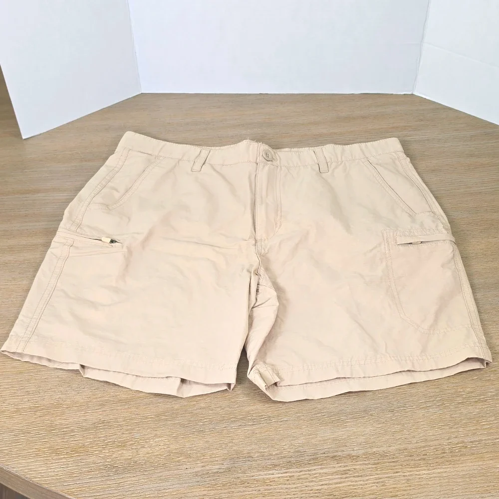 Reel Legends Men’s Fishing/Performance Cargo Shorts Zip S 36 Pockets Logo